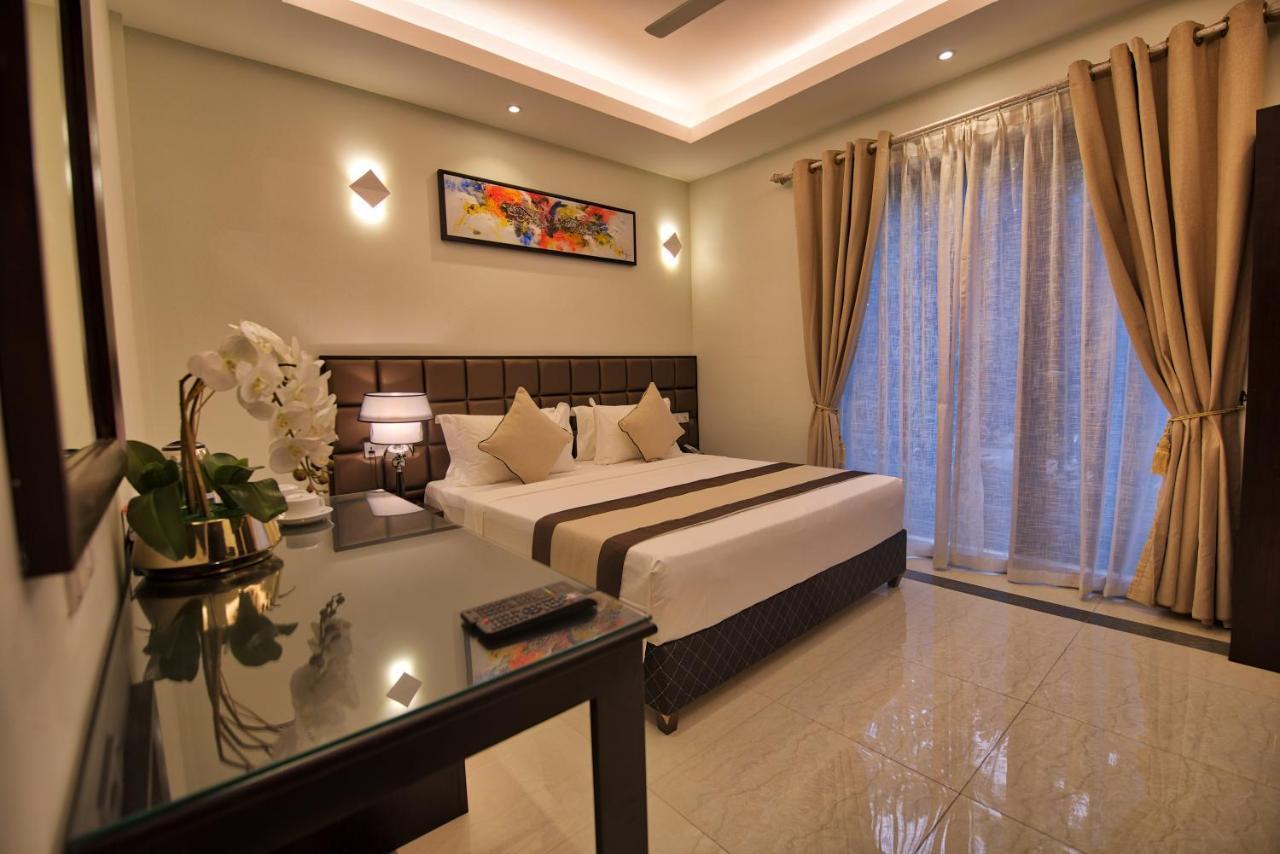 Viveka Hotel Colombo Kalubowila West エクステリア 写真