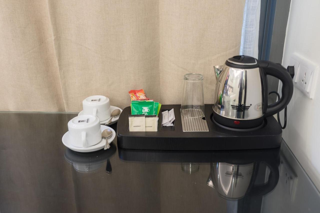 Viveka Hotel Colombo Kalubowila West エクステリア 写真