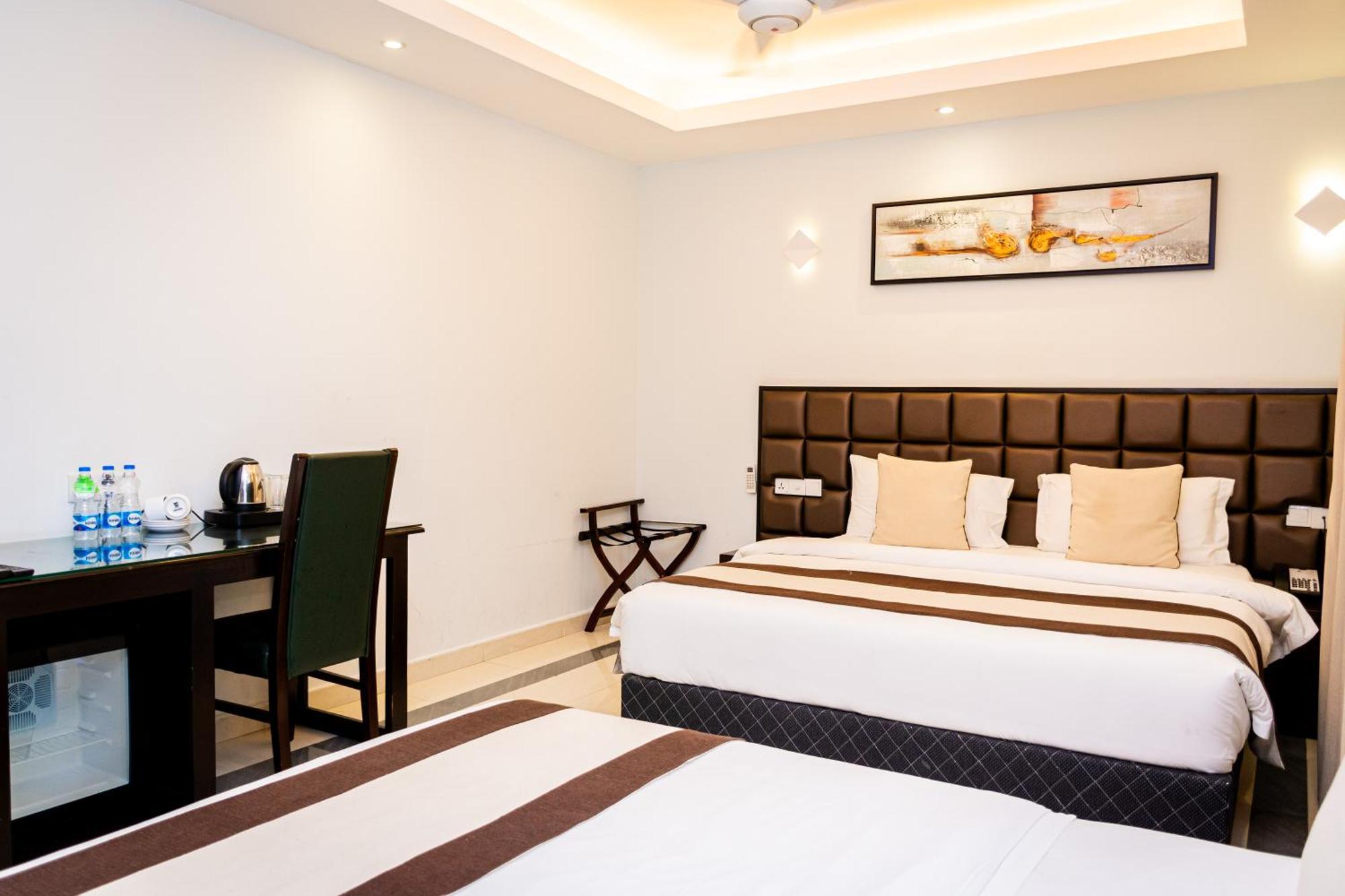Viveka Hotel Colombo Kalubowila West エクステリア 写真